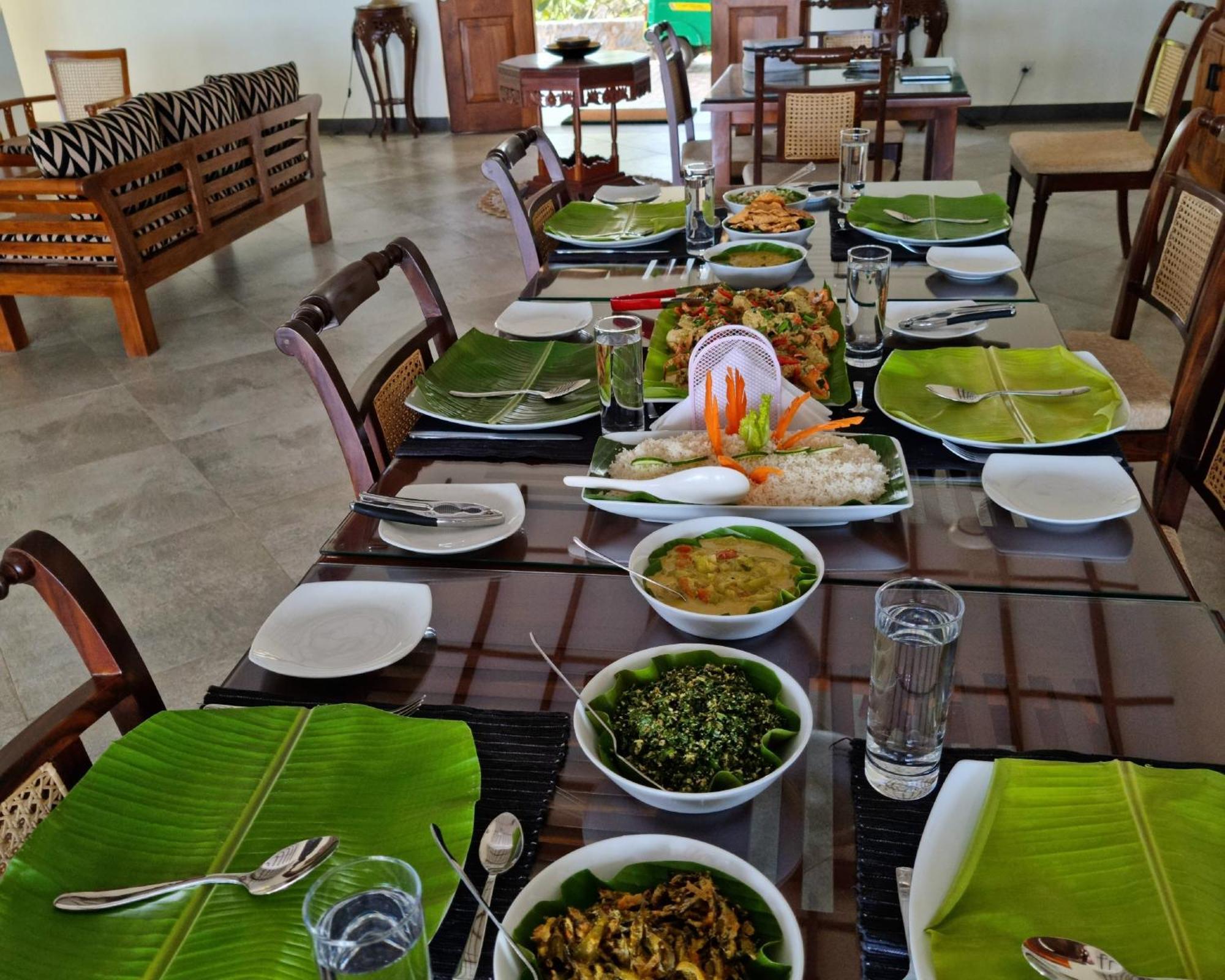 Arhimser Villa-Superb 4 Bedroom Beachfront For 8 In Ranna, Tangalle, Bb, Pool, Free Pick Up For 7 Night Stays Arriving Together, Serviced, Taxes Included Luaran gambar