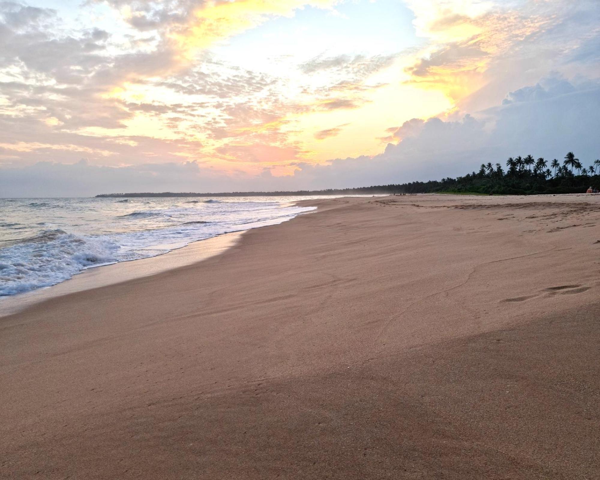 Arhimser Villa-Superb 4 Bedroom Beachfront For 8 In Ranna, Tangalle, Bb, Pool, Free Pick Up For 7 Night Stays Arriving Together, Serviced, Taxes Included Luaran gambar